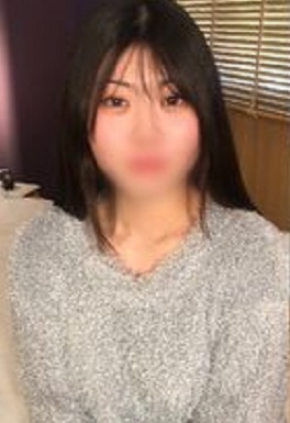 FC2PPV 4964121 [無修正・完全素人・中出し・潮吹き]＜小動物系巨乳ＯＬ女子がエロ過ぎ＞顧客男性を求めマチアプ三昧　エロムチ生保レディは枕も営業のうち!生チンポ挿入されたうっとりトロ顔に濃厚中出し