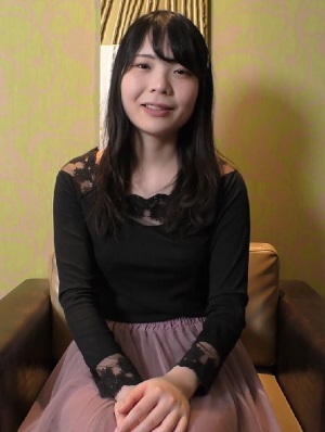 JapanLust - 松口環 - 魅惑的な小悪魔が、まずは毛深い陰部をチラ見せし、その後、パートナーが濡れた陰部を指で弄ぶ間、熱心にペニスをしゃぶります 1080p