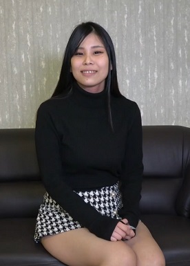 FC2PPV 4974973 【無】艶っぽい目線がクールビューティーなツヤツヤ美黒髪美女！ぱっと見キツく見られがちみたいですが笑顔がとても可愛いく最高⤴　ゴックン　中だし　※特典高画質