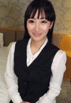 FC2PPV 4967595 [無修正・完全素人・中出し・潮吹き]＜Ｆcup理系の美人は彼氏持ち＞週1えっちは満足できない！欲求不満の色白エロボディFカップ美巨乳マンコに中出し