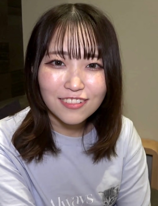 FC2-PPV-4977050 A●B21期生オーディション通過通知あり 関係者お墨付きアイドル級の逸材（18）初撮影でも容赦なし魔改造バイブで何度も昇天させてゴム着けず即挿入生中出し