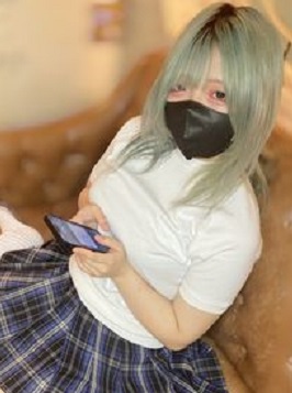 FC2PPV 4987190 【個撮】爆乳・低身長・派手髪定時に通うダウナーギャル・ギャップ萌えな派手なオホ声でいきまくり中出しセックス | FC2コンテンツマーケット