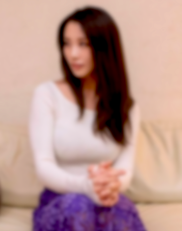 FC2-PPV-4987478 引退から15年の元有名女優【43歳/人妻/Gcup】NTR大量中出し。