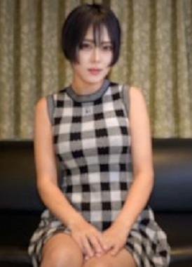 FC2PPV 4988623 【無】ドМでショートカットＦカップ巨尻の美形美女！昔から女性にモテるらしいのですが中身はドМ従順…、このビジュアルでイキまくるのが堪らない…、ゴックン　中だし　※特典高画質