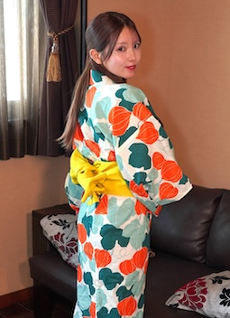 FC2-PPV-4987115 無修正第３弾、美女ギャル、ののかちゃん、セクシー浴衣コスプレで、パイパン中出しハメ撮り動画、レビュー特典無修正