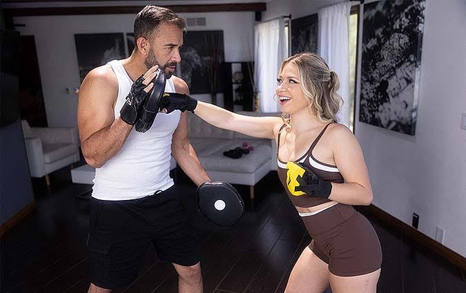 Spizoo - Summer Kline - Summer Kline Enticing Her Gym Instructor For A Good Fuck