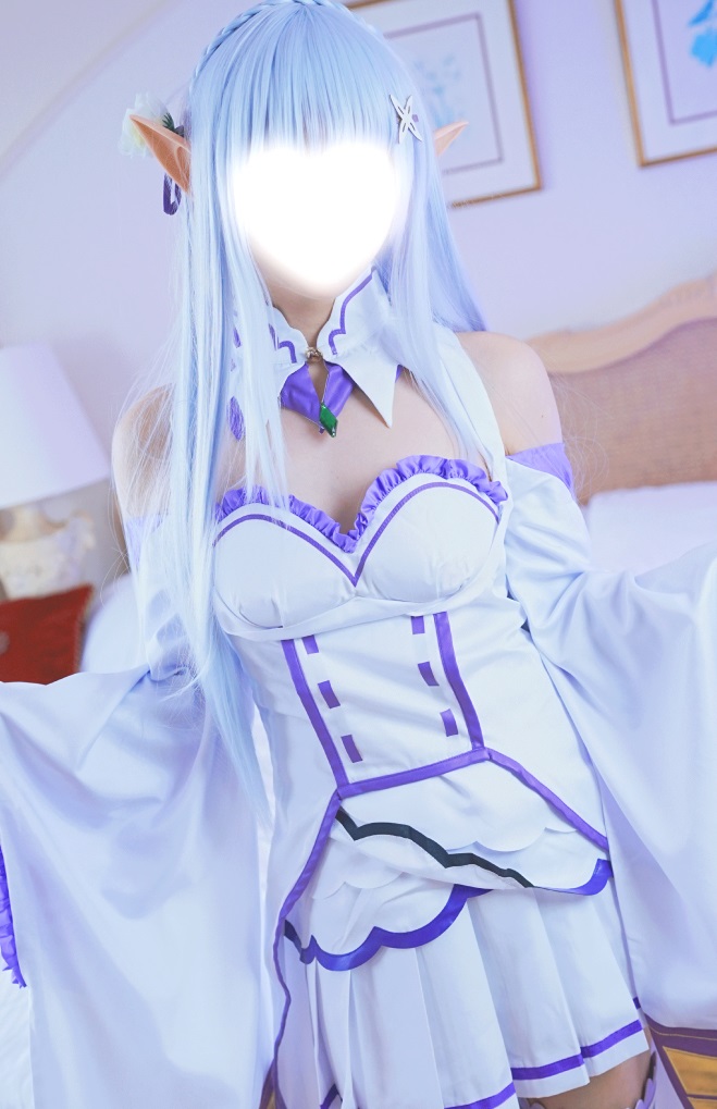 [fantia][わんコス！ (wancos)] ❄️『赤ちゃん作るための…えっちしよ♡』銀髪ハーフエルフコスプレイヤーと新婚いちゃ甘子作りセックス♡好き好きが止まらない連続腰ヘコイキハメ撮り動画💙