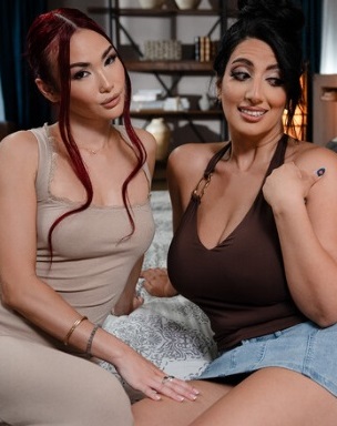 Girls Way - Sarah Arabic , Scarlette Moon - Cuddle Therapy