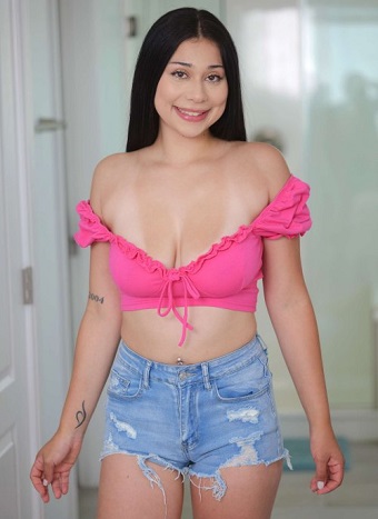 Jays POV - Natalia Rios - Fresh Face Latina Natalia Rios Shows Off In POV