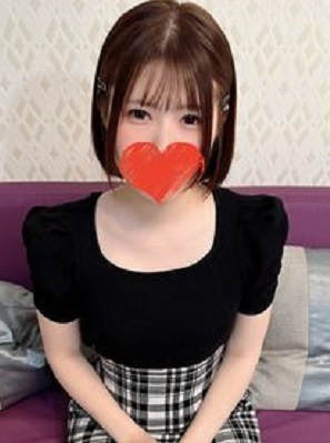 FC2PPV 4995252 【初撮り】柔らかすぎる身体、純真なハニカミ笑顔。大人の色気が漂う美女の柔らかいカラダは驚異的な柔軟性と衝撃の腰使い！両足を180度に開いて後ろから前から欲望のままに突きまくり！